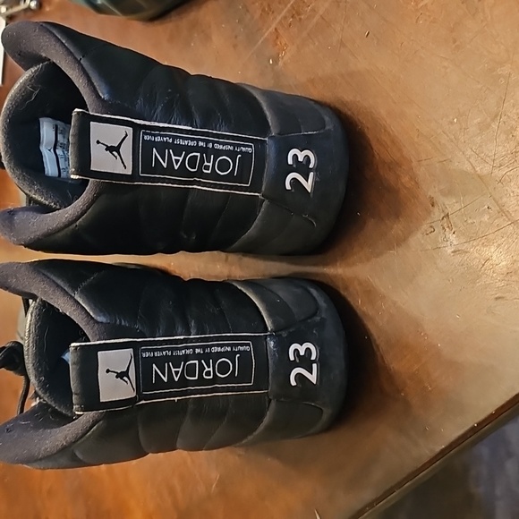 Air Jordan XII  Retro The Master Sz 12 Men's Black and Gold Sneakers - Picture 4 of 4